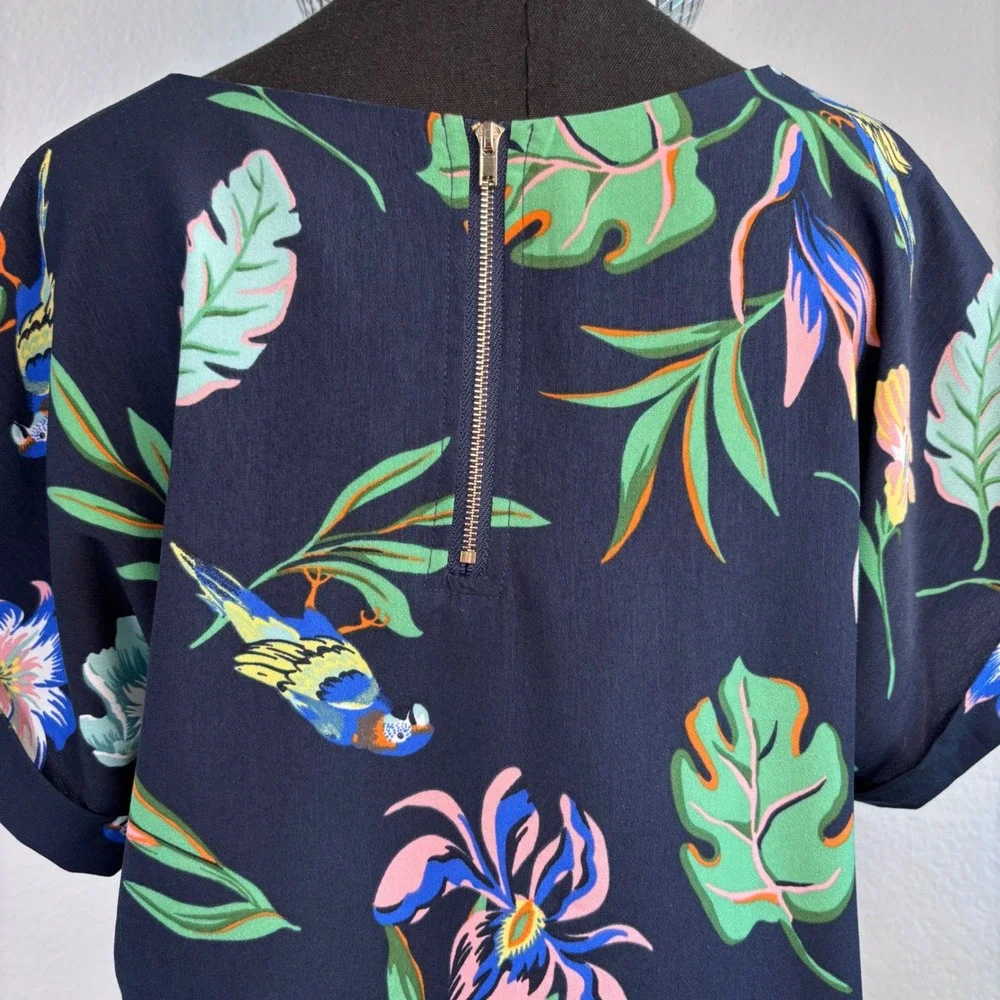 MELLO DAY Tropical Floral Print Blouse, Size Medium, Navy Blue Short Sleeve‎ Top - Picture 10 of 16